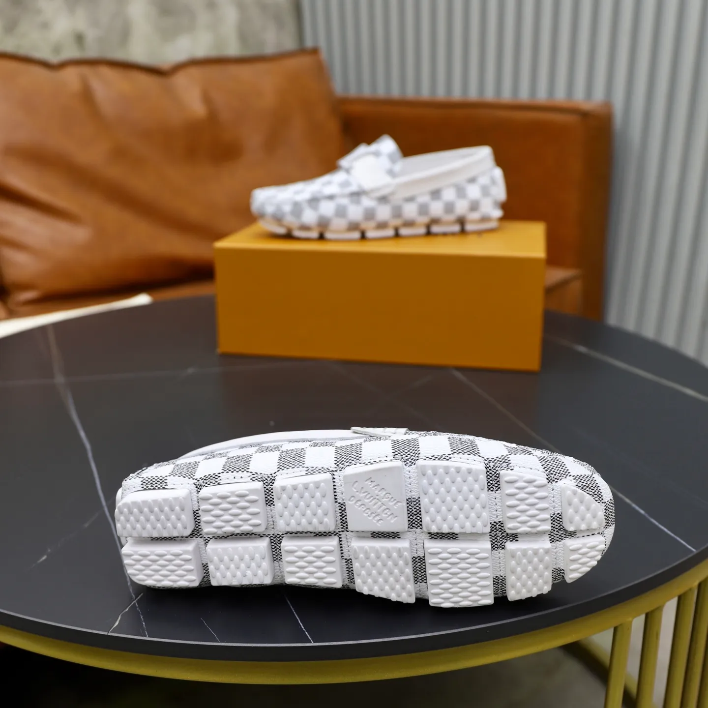 Ex-factory price: 480💰【LV】Louis Vuitton ⚠️High-end men’s driving and pedal series ⚠️38-44 (customized for 45) ⚠️All original cowhide leather! Thick and soft! Made entirely of calfskin lining! Rubber sheet anti-slip beanie sole! Three-dimensional package technology! Fashionable and classic! Handicrafts! Original high quality! Feel free to compare!